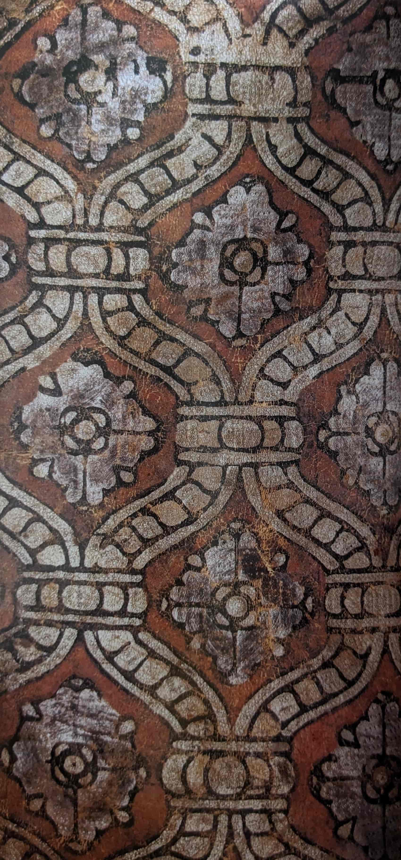 Ancien panneau de cuir doré, Espagne XVIe siècle